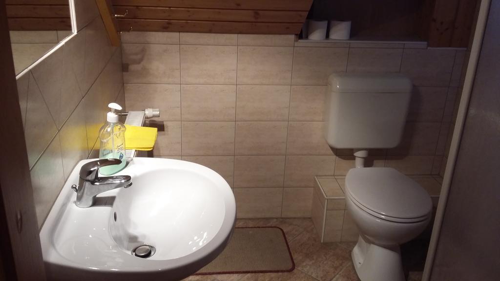 Keramiapark Guesthaus Hotel Будапеща Екстериор снимка