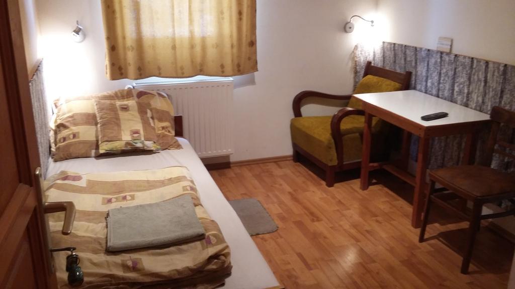 Keramiapark Guesthaus Hotel Будапеща Екстериор снимка